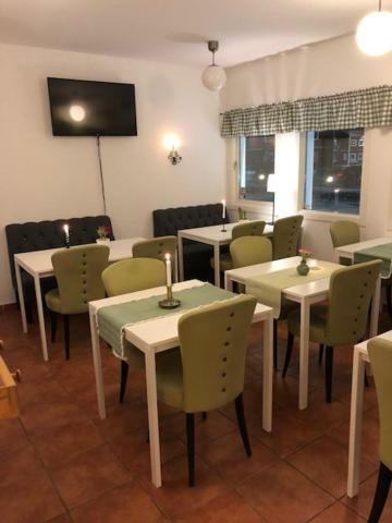 Maelaroe Hotell Ekerö Εξωτερικό φωτογραφία